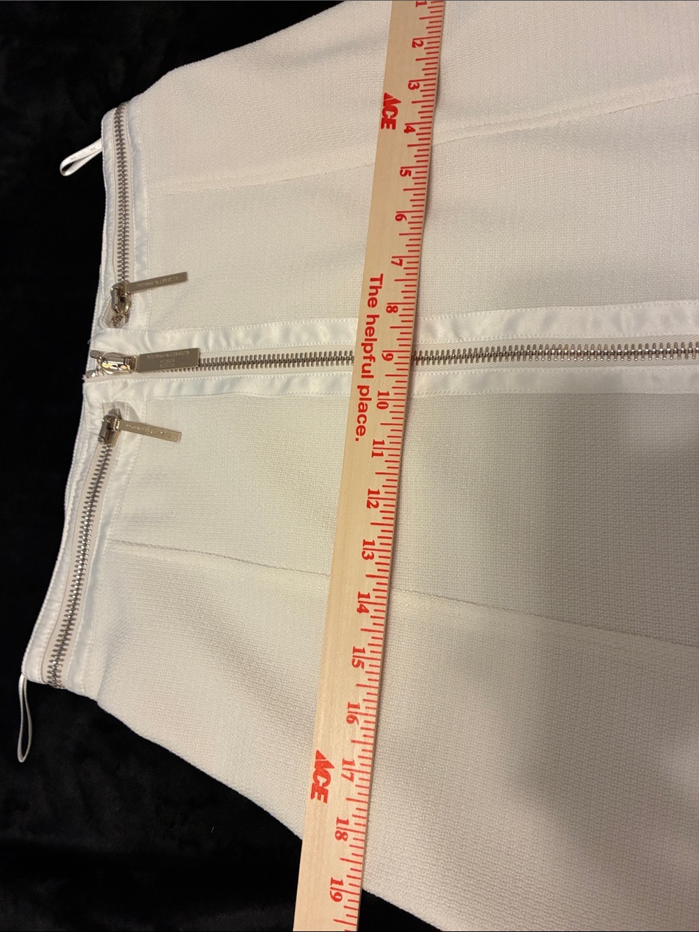 High-Waist White Mini Skirt with Front Zip - Picture 14 of 14